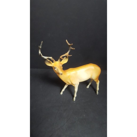 Vintage Hard Plastic Deer Made in Hong Kong - Picture 12 of 13